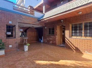 Casa · 170m² · 5 Ambientes · 2 Cocheras · Venta Casa 5 Ambientes en Avellaneda Wilde