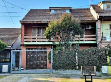 Casa · 159m² · 4 Ambientes · 2 Cocheras · Venta Casa 4 Ambientes Rafael Calzada Cochera