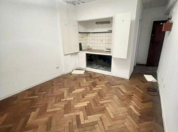 Departamento · 18m² · 1 Ambiente · Venta Monoambiente - a Refaccionar - Monserrat