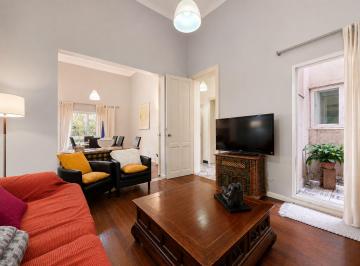 Casa · 139m² · 5 Ambientes · 1 Cochera · Venta Casa 5 Amb Barrio Segurola Terraza Cochera