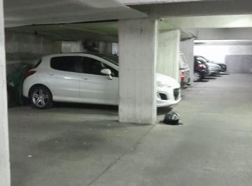 Garage · 14m² · Venta Cochera Pb Fija Cubierta Parque Patricios
