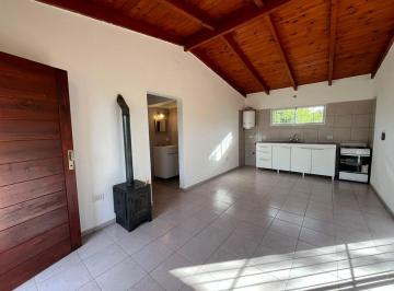 Casa · 85m² · 3 Ambientes · 1 Cochera · Se Vende Casa Dos Dorm. en Housing Unquillo