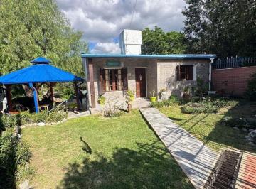 Casa · 90m² · 4 Ambientes · 1 Cochera · Oportunidad Capilla del Monte