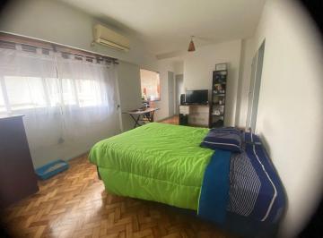 Departamento · 28m² · 1 Ambiente · Venta Monoambien. Lateral Luminoso Flores