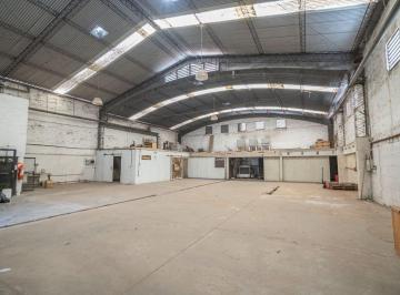 Bodega-Galpón · 702m² · Venta Galpon Moreno Frente Universidad Lote 850 m²