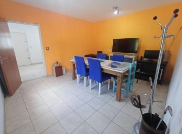 Casa · 70m² · 2 Ambientes · 2 Cocheras · Venta Casa Multifamiliar Permuta Fatima Pilar