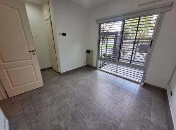 Local comercial · 37m² · 1 Cochera · Alquiler Oficina Local con Cochera Haedo Norte
