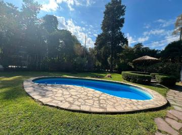 Casa · 80m² · 3 Ambientes · 3 Cocheras · Alquiler Casa 3 Ambientes - Parque Leloir