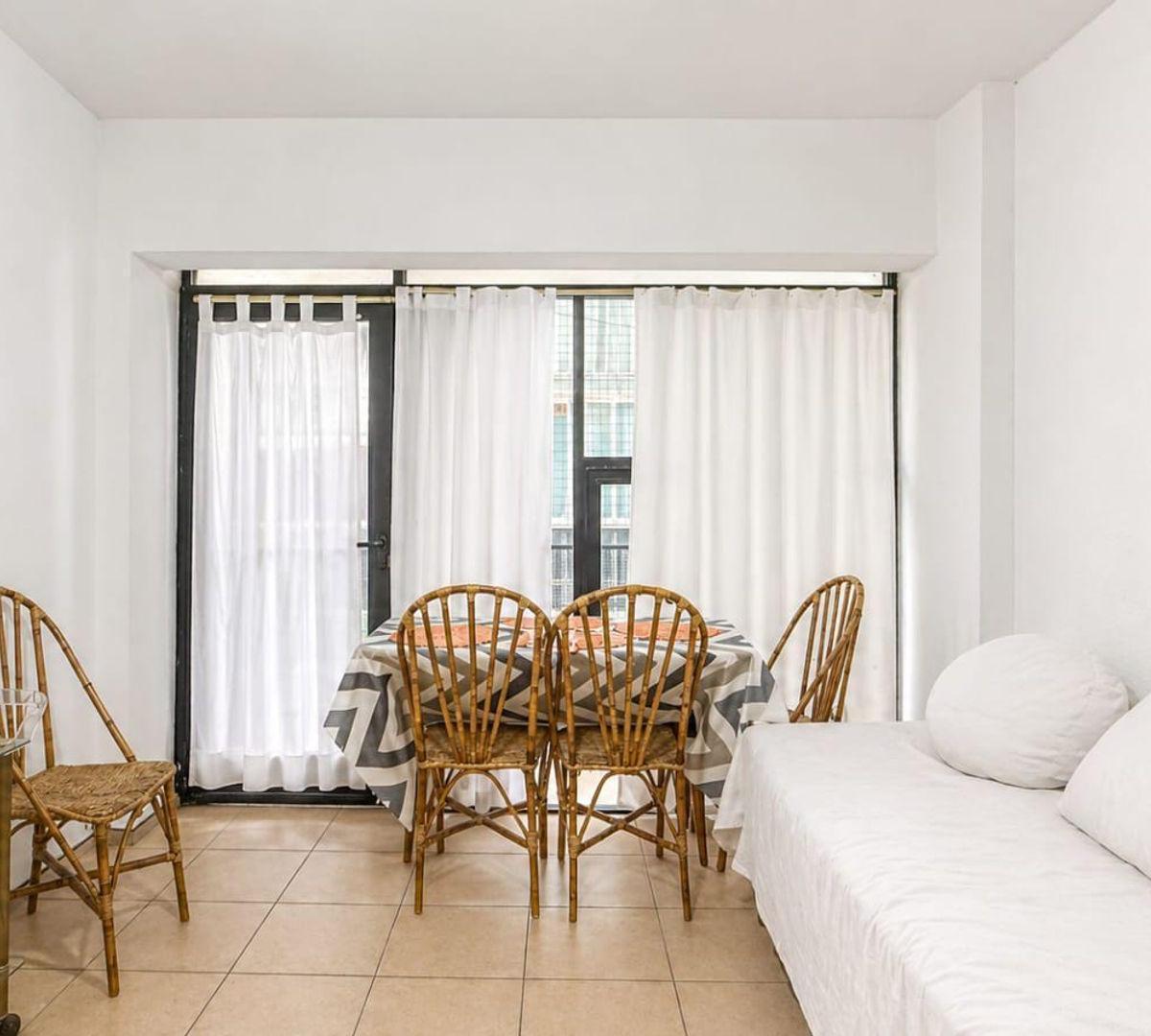 Departamento 2 amb, 35m² en piso 8 sobre Avenida Colón