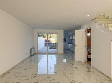 Casa · 91m² · 3 Ambientes · 1 Cochera · Casa en PH 3 Ambientes a Estrenar Punta Mogotes