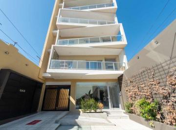Departamento · 47m² · 2 Ambientes · 1 Cochera · Venta 2amb. C/cochera Impecable V. Alsina