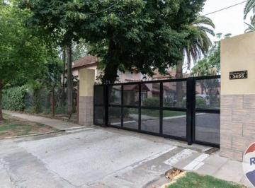 Casa · 102m² · 5 Ambientes · 2 Cocheras · Venta de Casa 5 Ambientes en Morris, Hurlingham.