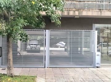 Garage · Venta Cochera Planta Baja Cubierta Centro Martinez