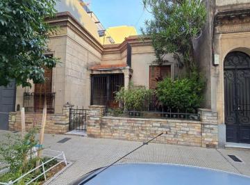 Casa · 80m² · 5 Ambientes · Casa 5 Ambientes Lote Propio - Villa El Parque