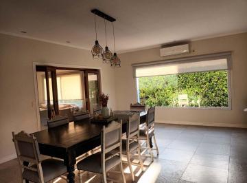 Casa · 285m² · 6 Ambientes · 2 Cocheras · Casa Venta Pilar Barrio La Casualidad Apto Credito