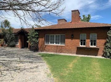 Casa · 320m² · 6 Ambientes · 2 Cocheras · Casa en Alquiler Country Club Los Lagartos Pilar