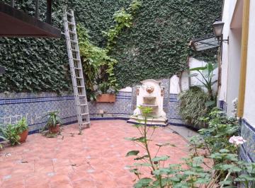 Casa · 304m² · 10 Ambientes · 1 Cochera · Casa.10 Amb. Venta. Boedo. Patio Andaluz. Terraza