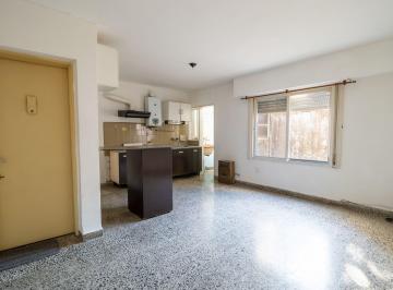 Departamento · 48m² · 3 Ambientes · Venta Departamento de 2 Dorm. Arroyito