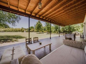 Casa · 160m² · 4 Ambientes · 3 Cocheras · Venta Casa 4 Amb + Dep./pileta La Escondida, Pilar