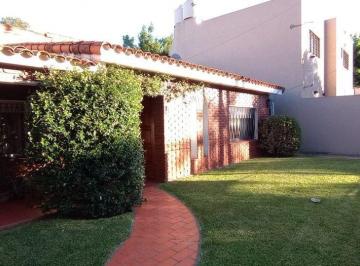 Casa · 200m² · 5 Ambientes · 3 Cocheras · Casa Venta Victoria
