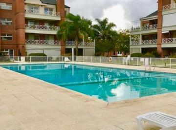 Casa · 89m² · 3 Ambientes · 1 Cochera · Alquiler Dto Jardin Condo Tortugas Iigarin Escobar