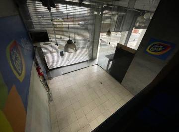 Local comercial · 79m² · Local en Venta Tacuari 100, Monserrat