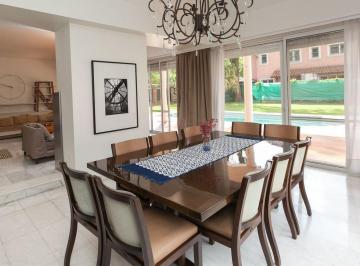 Casa · 600m² · 13 Ambientes · Destacada Casa en Las Lomas de San Isidro