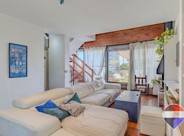 Casa · 376m² · 10 Ambientes · 2 Cocheras · Casa con Local en Venta Berazategui