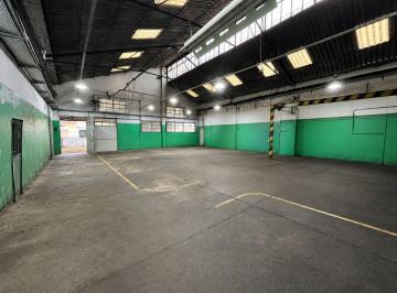 Bodega-Galpón · 339m² · Galpon Deposito en Venta en Quilmes