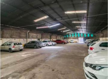 Bodega-Galpón · 1100m² · Galpon en Alquiler La Plata
