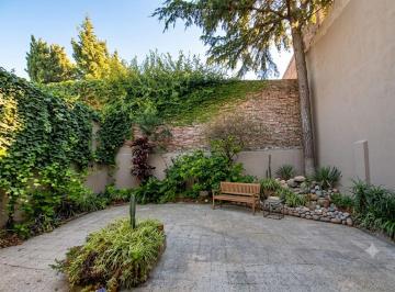 Casa · 155m² · 4 Ambientes · Venta Casa 4 Ambientes con Patio Sarandi, Reciclar