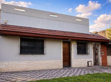 PH · 53m² · 3 Ambientes · Venta PH Independiente 3 Amb con Terraza Bernal