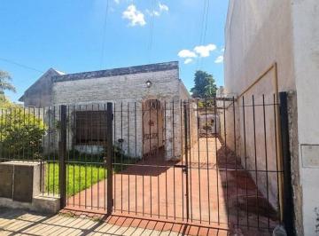 Casa · 115m² · 4 Ambientes · 2 Cocheras · Venta Casa 4 Ambientes Multifamiliar Tablada