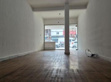 Local comercial · 45m² · Local en Alquiler con Sotano Villa del Parque