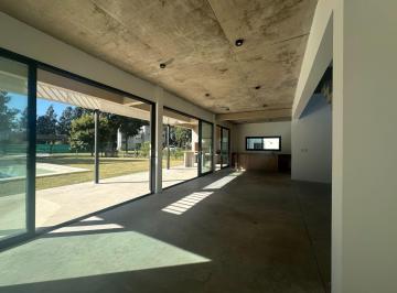 Casa · 280m² · 4 Ambientes · 2 Cocheras · Casa a Estrenar C/pileta Principado San Vicente