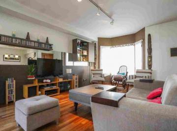 Casa · 148m² · 4 Ambientes · 1 Cochera · Triplex Olivos 4 Ambientes Cochera Acepta Permuta