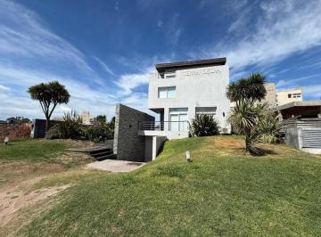 Departamento · 38m² · 2 Ambientes · 1 Cochera · Moderno Departamento Villa Gesell Terranostra