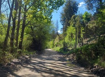 Terreno · 2092m² · Lote Arbolado Loma del Medio