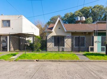 PH · 48m² · 3 Ambientes · 1 Cochera · Casa PH 3 Ambientes Venta Ituzaingo Jardin Cochera