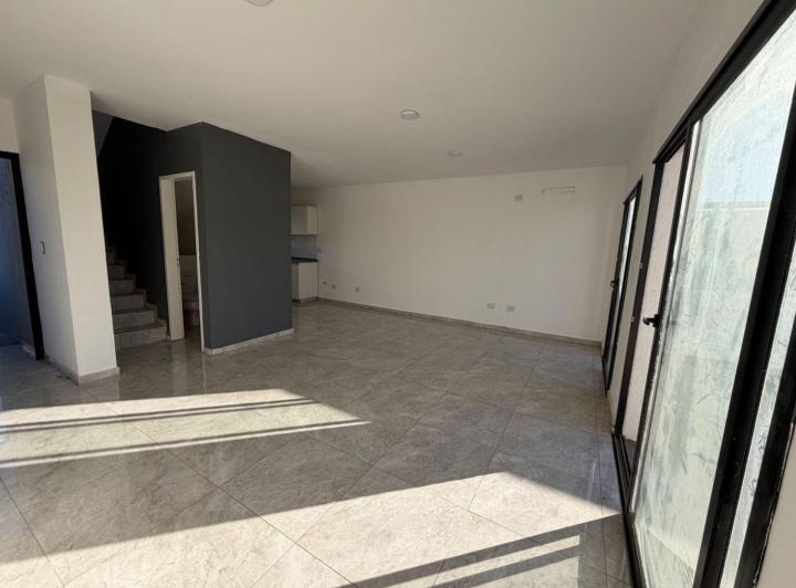 Casa · 100m² · 4 Ambientes · 1 Cochera
