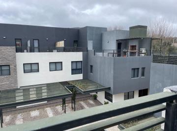Casa · 150m² · 5 Ambientes · 2 Cocheras · Venta Triplex 3 Dormi Categoria Villa Carlos Paz