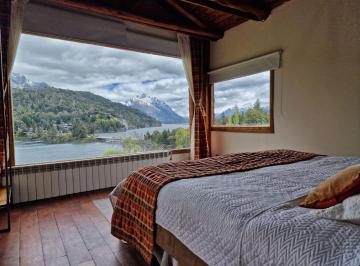 PH · 160m² · 4 Ambientes · 1 Cochera · Espectacular Casa con Vista