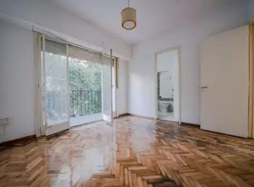 Departamento · 35m² · 2 Ambientes · Excelente 2 Ambs en Belgrano R. 2ª por Escalera