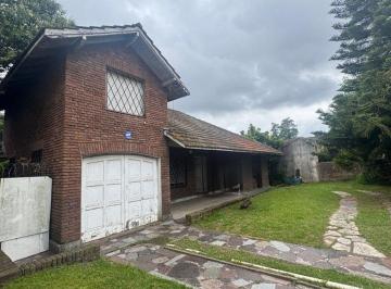 Casa · 278m² · 4 Ambientes · Casa en Venta a Refaccionar Cruce de Varela