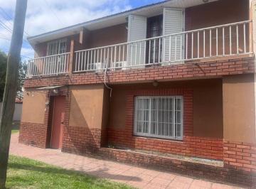 Casa · 90m² · 3 Ambientes · Casa en Venta 3 Ambientes Duplex Quilmes