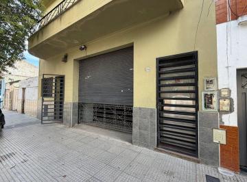 Bodega-Galpón · 394m² · Venta Galpon con Vivienda - Villa Soldati