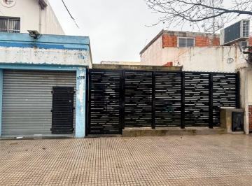 Casa · 134m² · 4 Ambientes · Casa 4 Ambientes Lote Propio con Amplio Patio