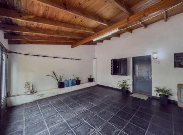 Casa · 92m² · 4 Ambientes · 2 Cocheras · Duplex en Venta La Plata 3 Dorm.