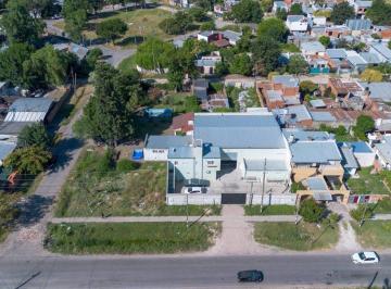 Bodega-Galpón · 449m² · Galpón Venta La Plata con Oficina y Departamento.