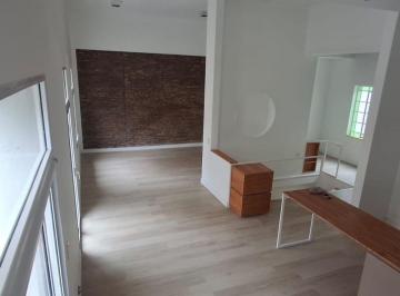PH · 200m² · 5 Ambientes · Venta Casa Planta Alta Montevideo y Sarmiento